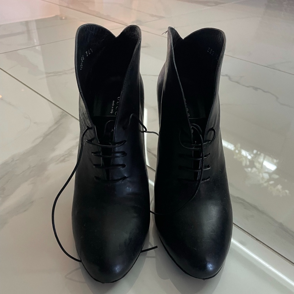 Gucci shoes